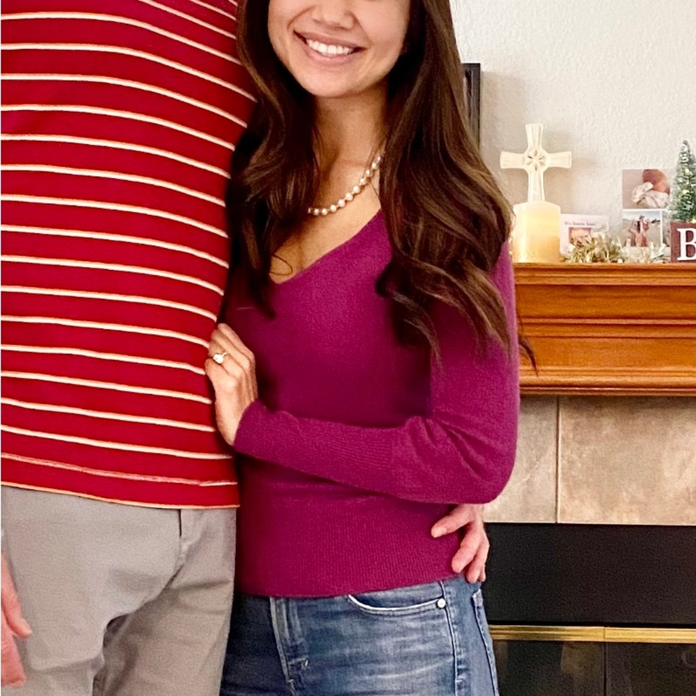 2/$20 Arden B Luxe cashmere fuchsia sweater
